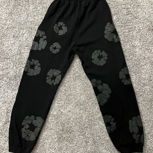 2024 Denim Tears Monochrome Cotton Wreath Sweatpants